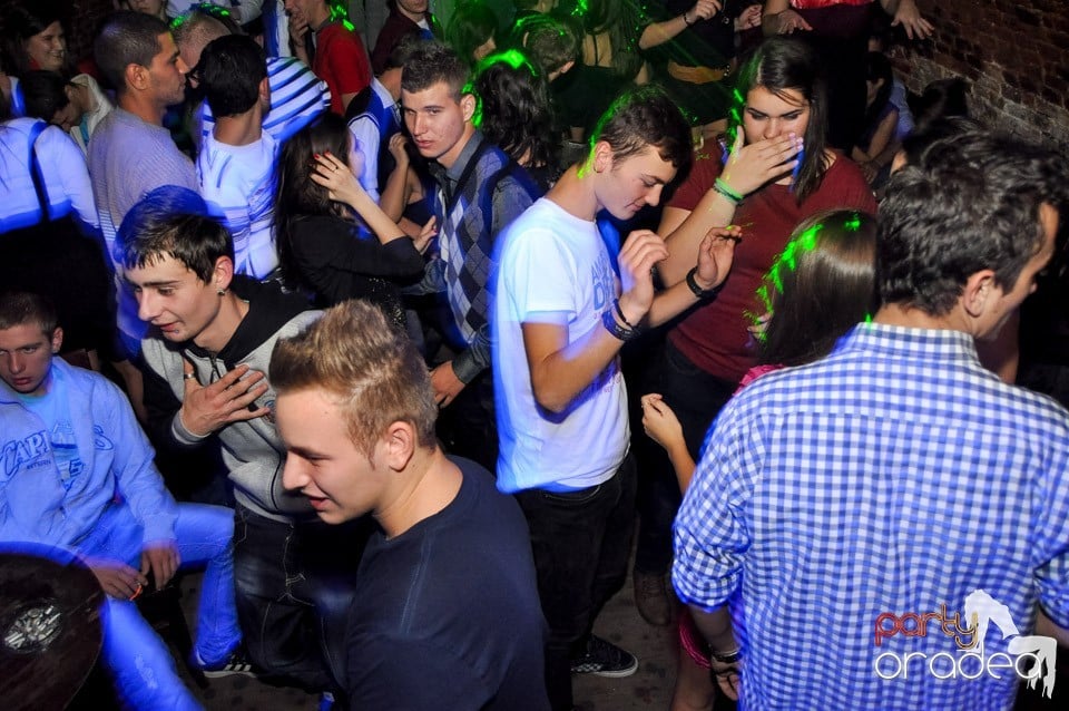 Party în Club Escape, 