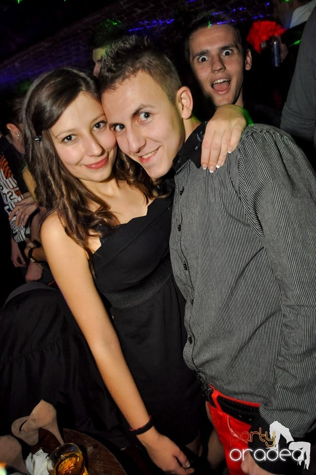 Party în Club Escape, 