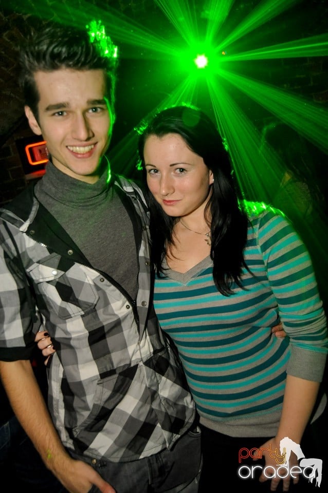 Party în Club Escape, 