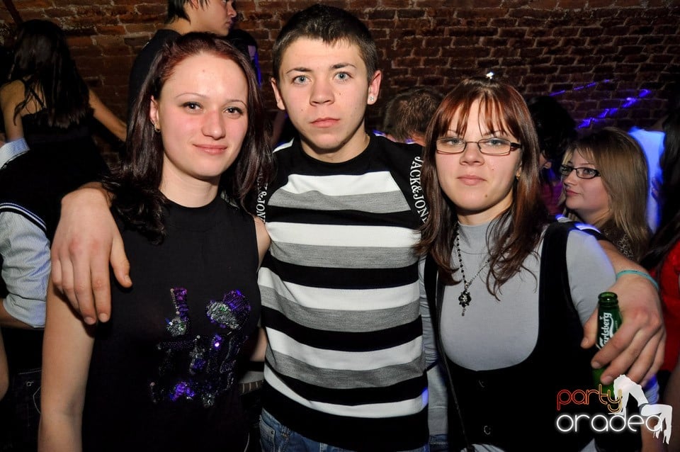 Party în Club Escape, 