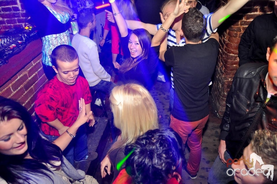 Party în Club Escape, 