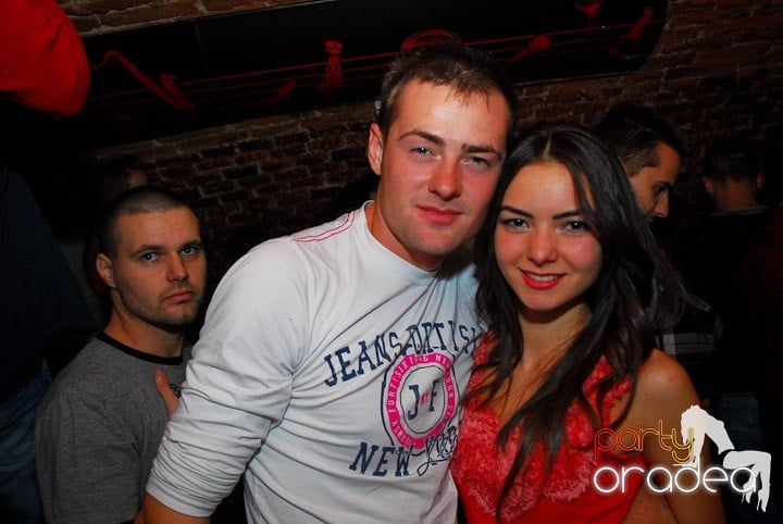 Party în Club Escape, 