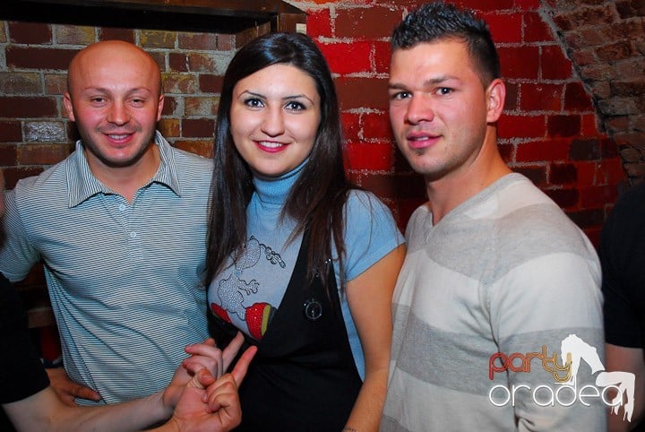 Party în Club Escape, 