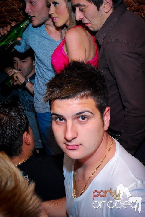 Party în Club Escape, 