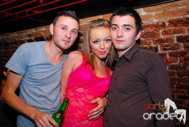 Party în Club Escape, 