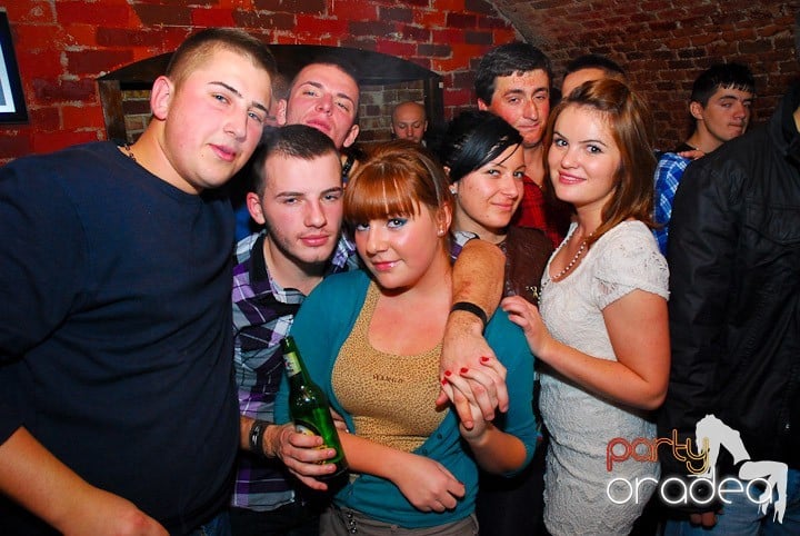 Party în Club Escape, 