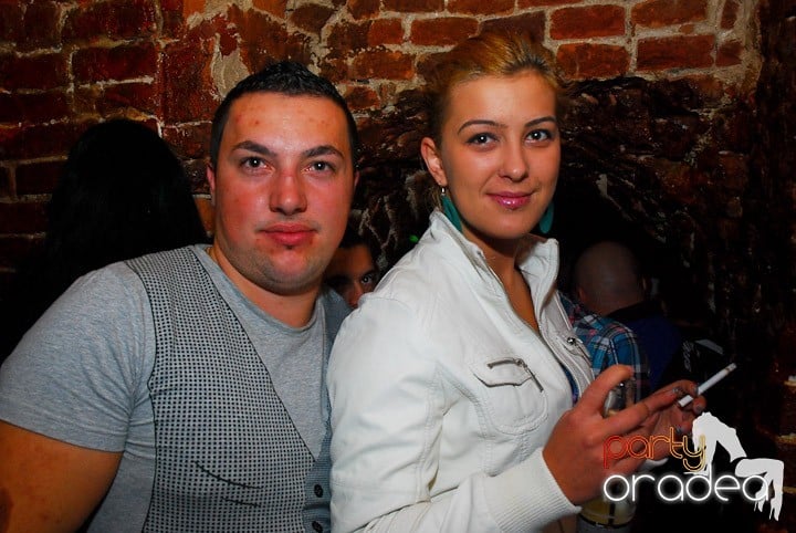 Party în Club Escape, 