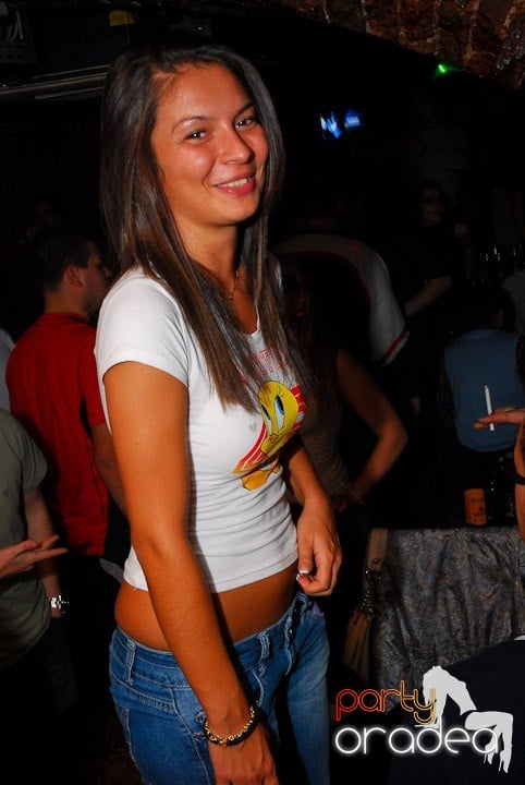 Party în Club Escape, 