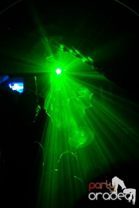 Party în Club Escape, 