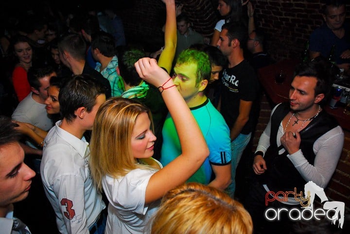 Party în Club Escape, 