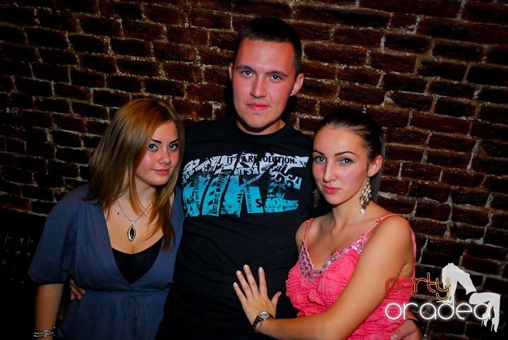 Party în Club Escape, 