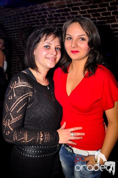 Party în Club Escape, 