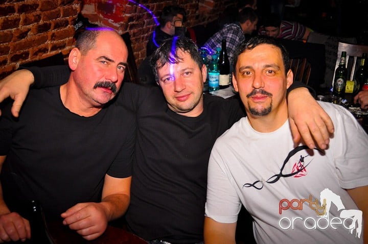 Party în Club Escape,
