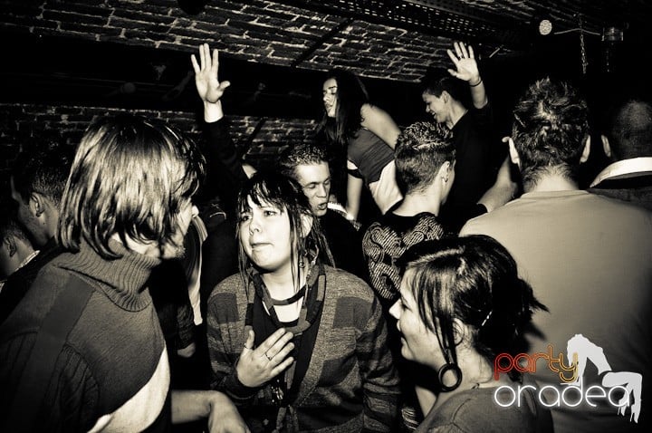 Party în Club Escape,
