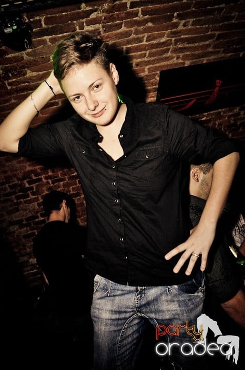 Party în Club Escape,