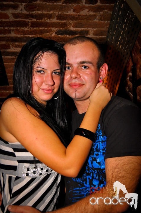 Party în Club Escape,