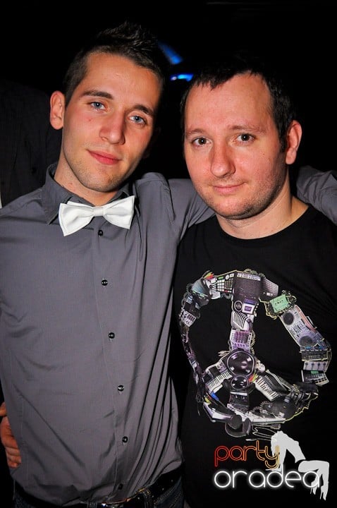 Party în Club Escape,