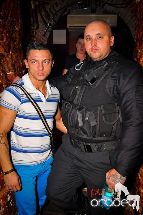 Party în Club Escape,