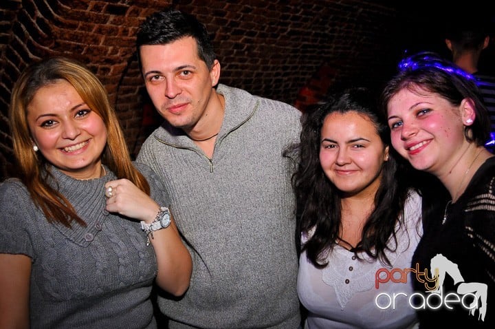 Party în Club Escape,