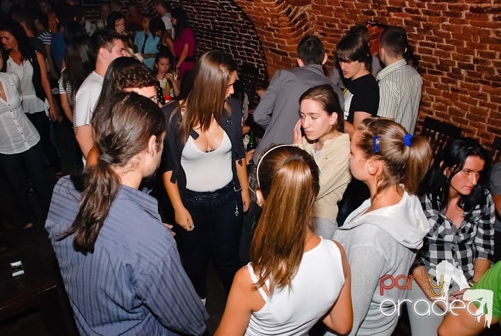 Party în Club Escape, 
