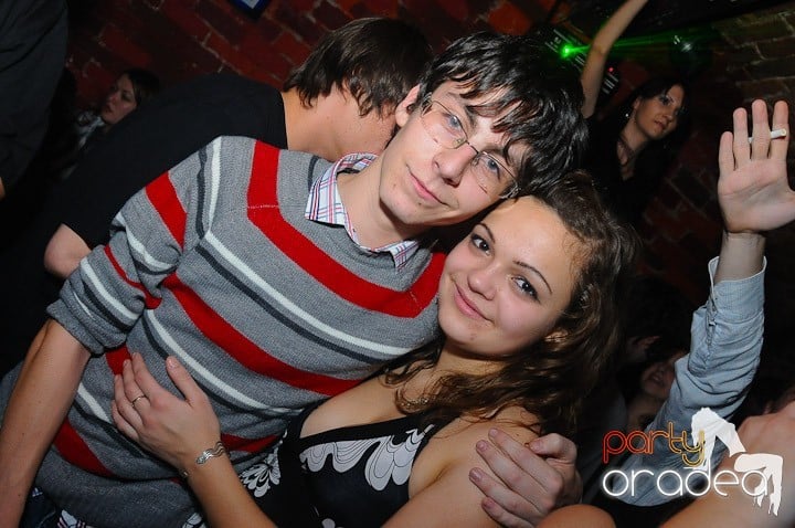 Party în Club Escape, 