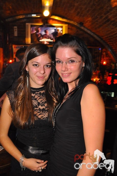 Party în Club Escape, 