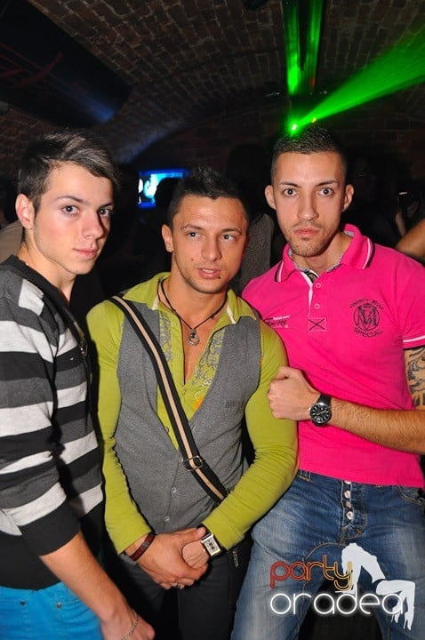 Party în Club Escape, 