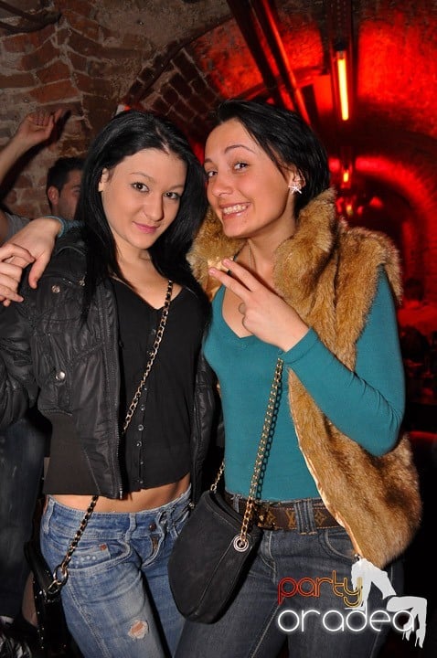 Party în Club Escape, 