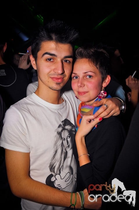 Party în Club Escape, 