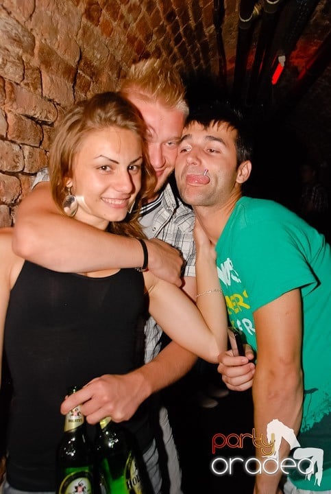 Party în Club Escape, 