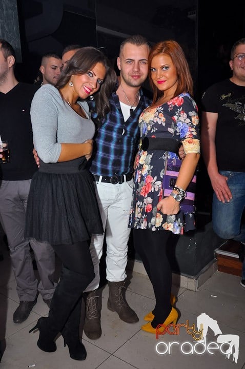 Party în Club Heat, 