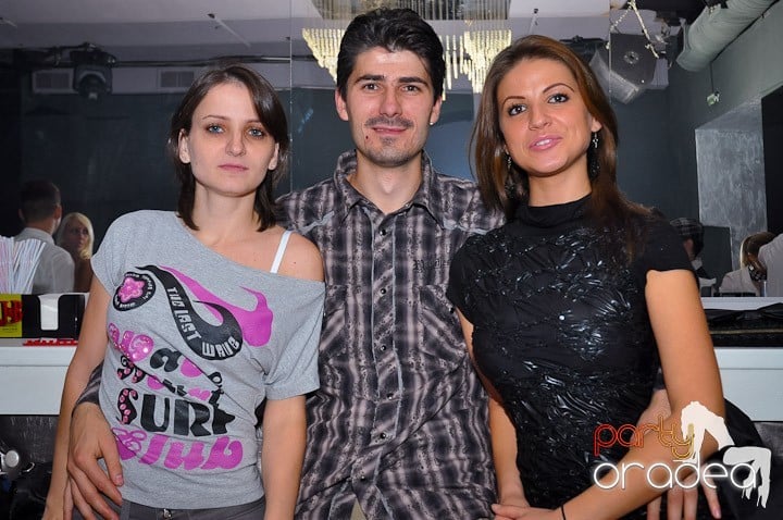 Party în Club Heat, 