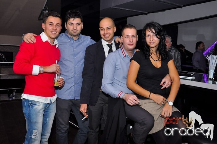 Party în Club Heat, 