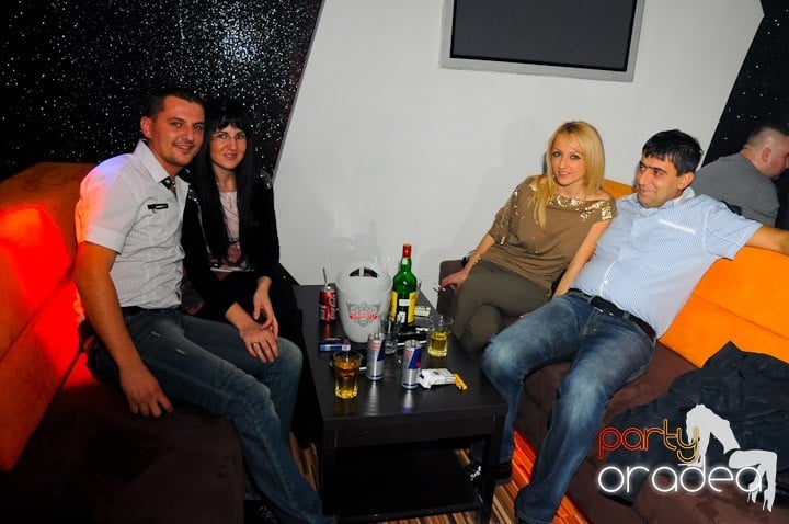 Party în Club Heat, 