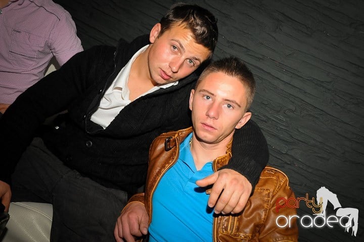 Party în Club Heat, 