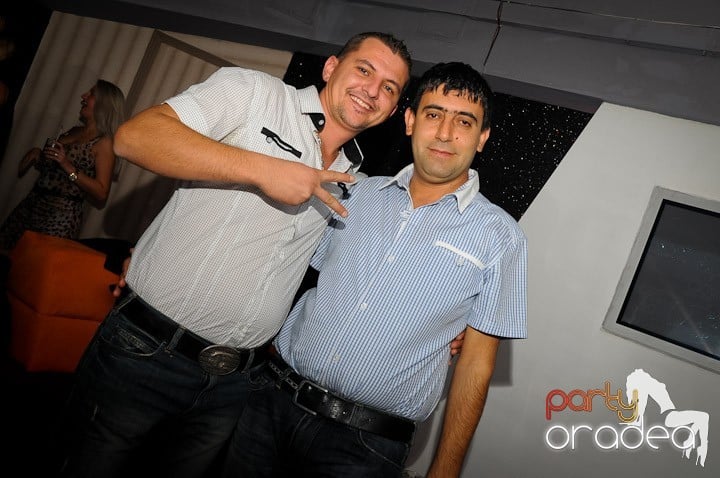 Party în Club Heat, 