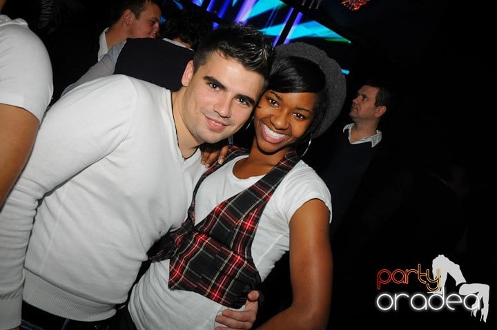 Party în Club Heat, 