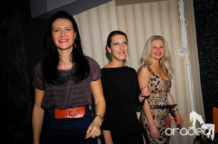 Party în Club Heat, 