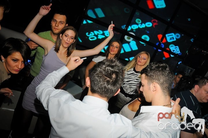 Party în Club Heat, 