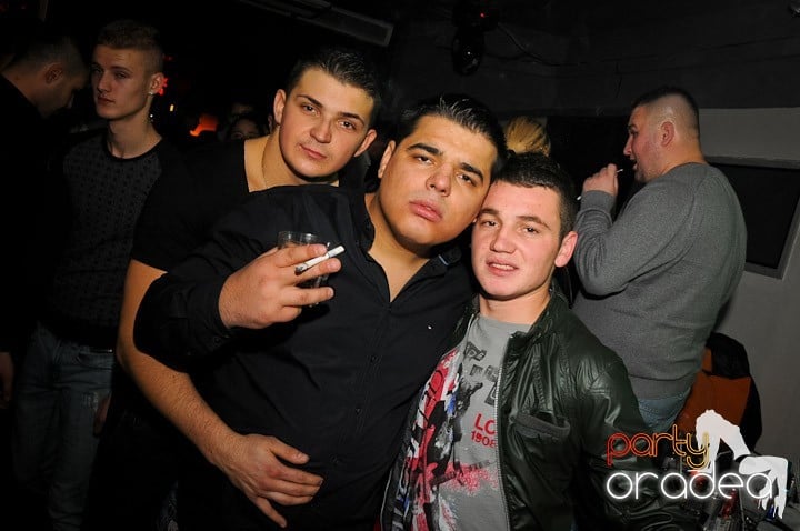 Party în Club Heat, 