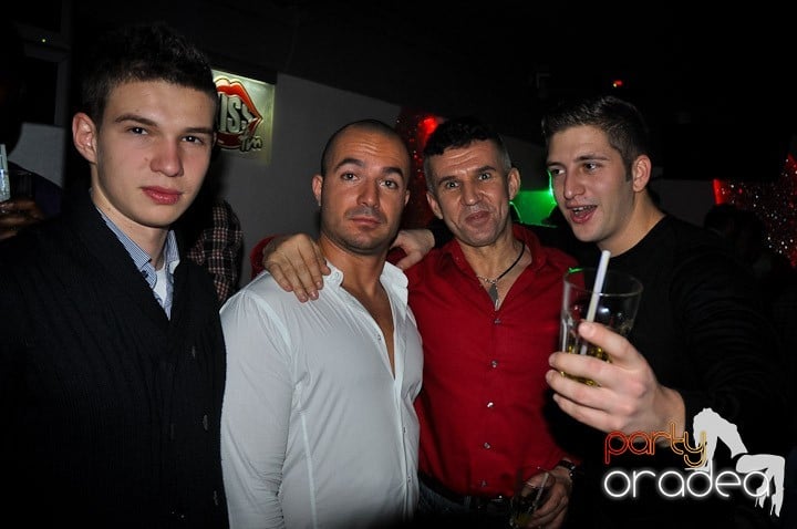 Party în Club Heat, 