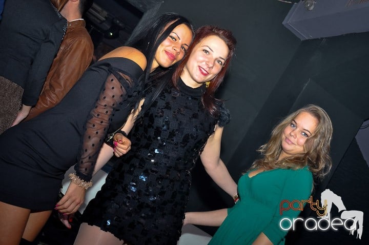 Party în Club Heat, 