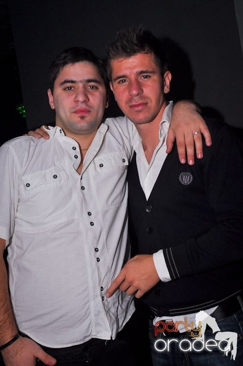 Party în Club Heat, 