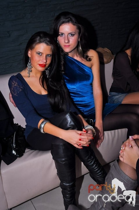 Party în Club Heat, 