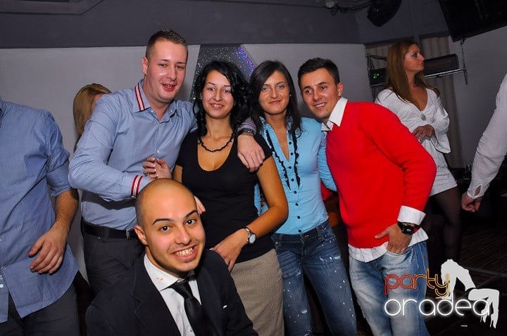 Party în Club Heat, 