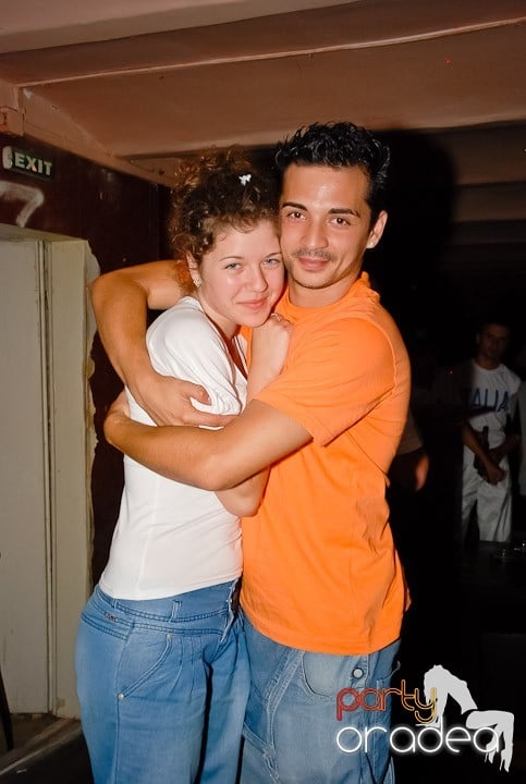 Party în Club Seven, 