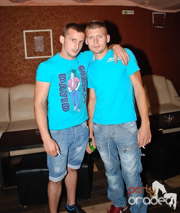Party în Club Seven, 