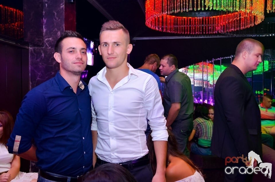 Party în Club The One cu DJ Ben Boognar,