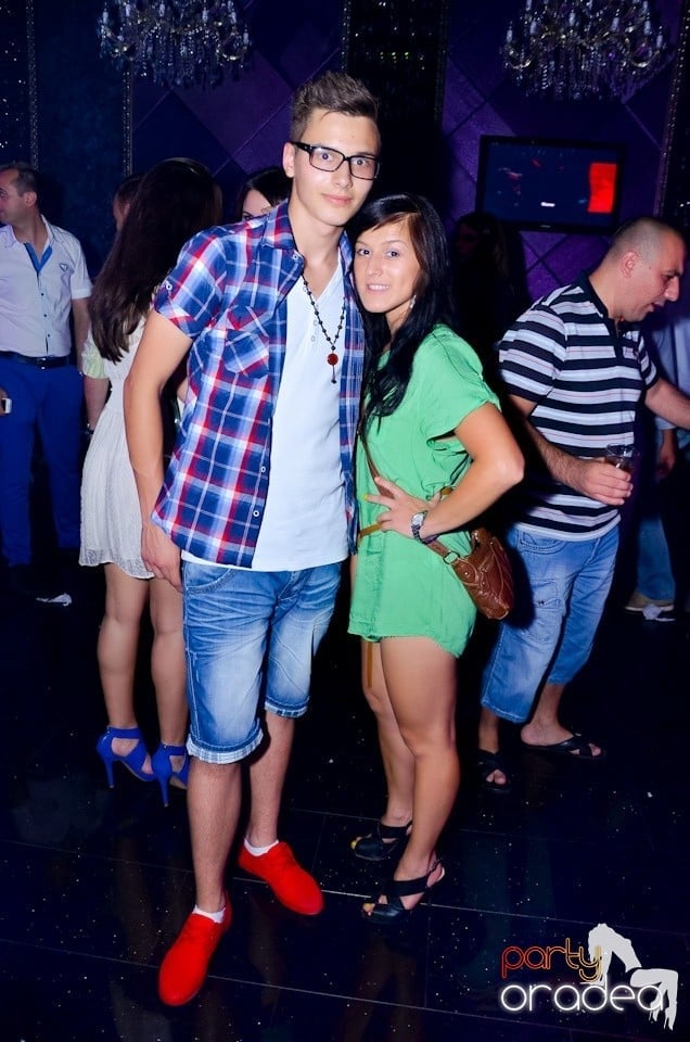 Party în Club The One cu DJ Ben Boognar,