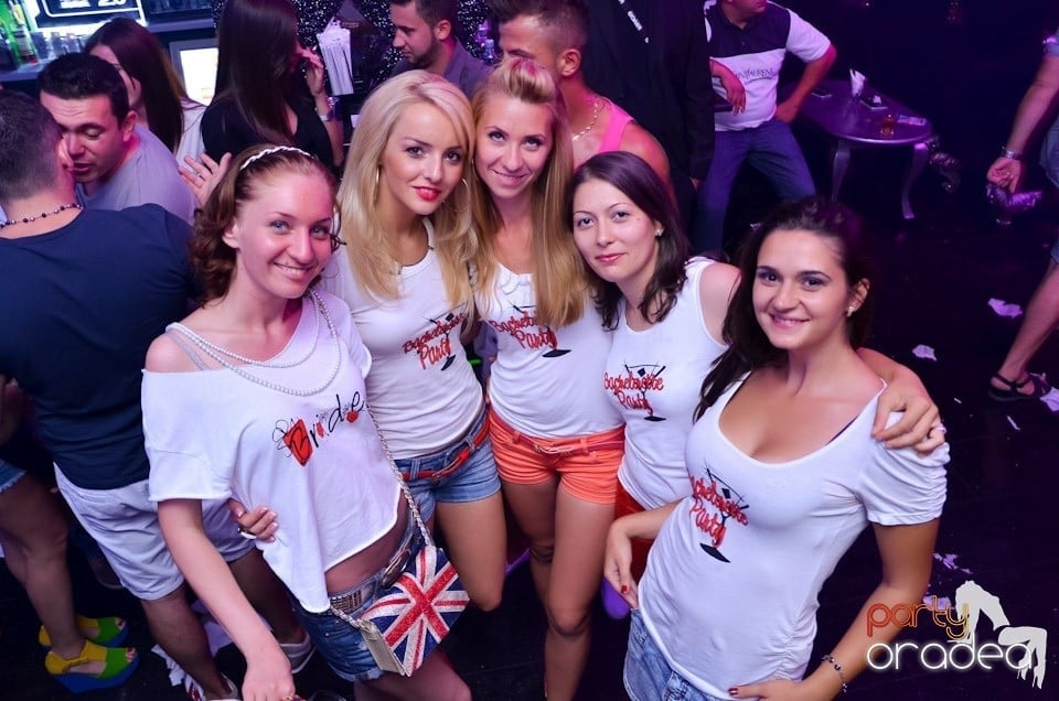 Party în Club The One cu DJ Ben Boognar,